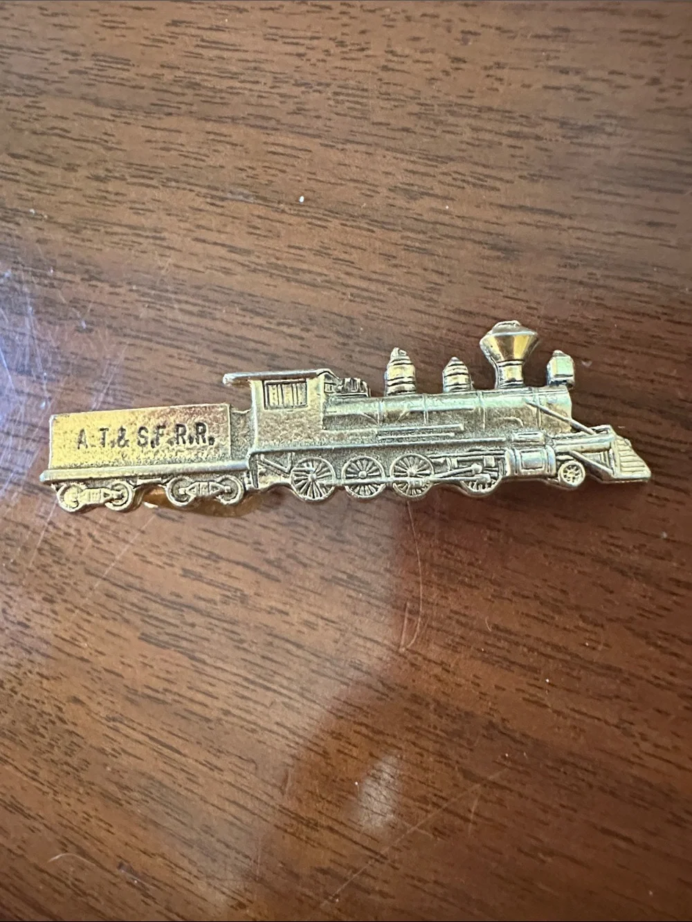 Vintage Gold Tone A.T. & S.F.R.R‎ Steam Locomotive Tie Clip